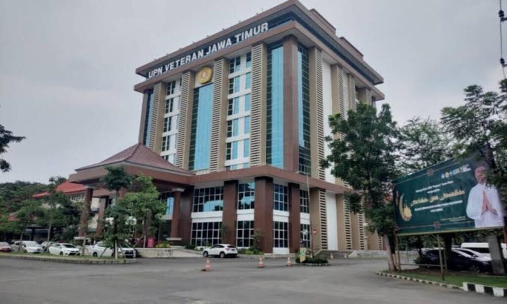 Hasil penyelidikan menunjukkan adanya beberapa pekerjaan yang belum tuntas dalam pembangunan Gedung UPN berlantai 9 tersebut, di antaranya kerusakan pada lantai dan panel listrik yang mengalami korsleting, dengan potensi kerugian mencapai Rp 423,5 juta I 