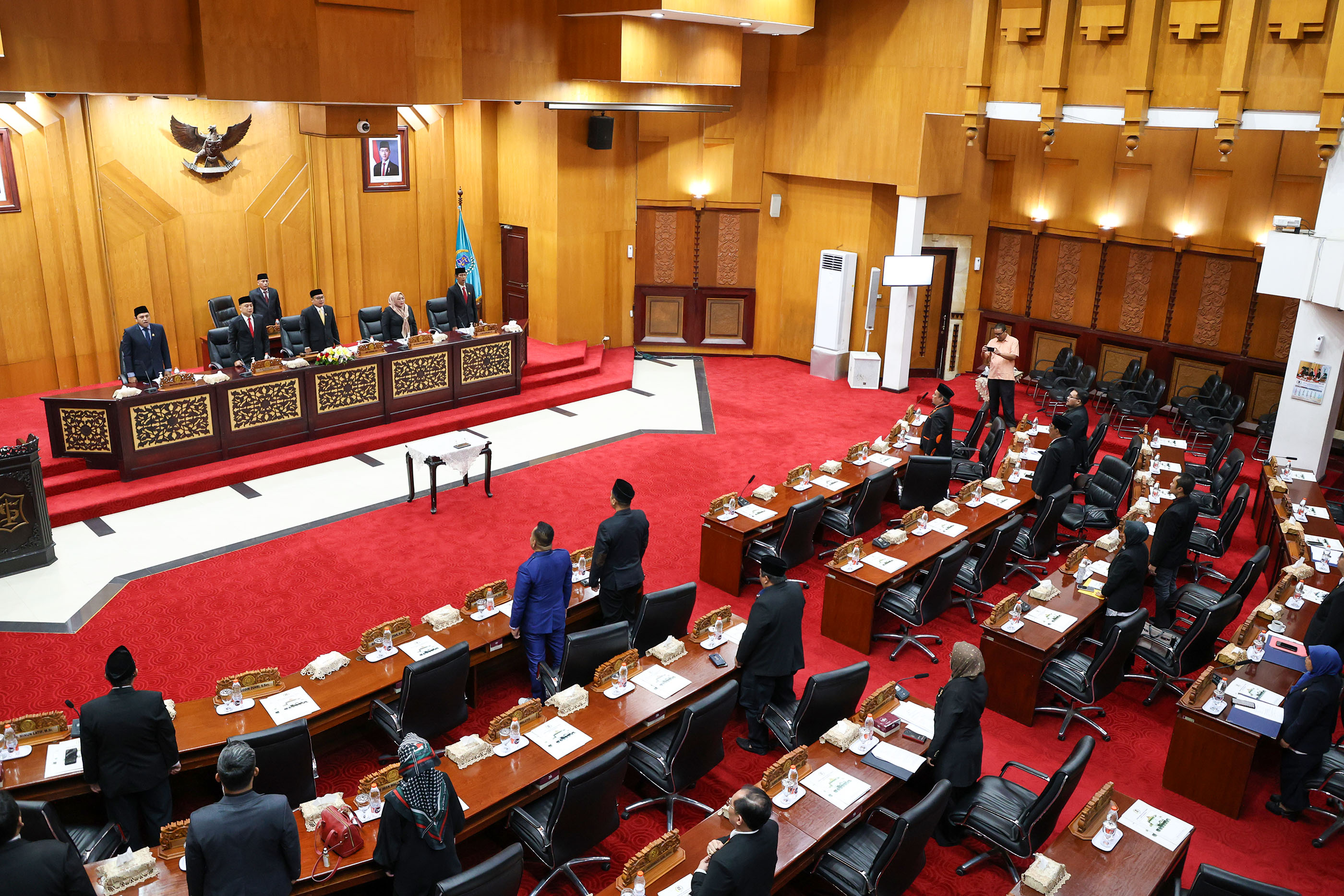 Raperda Pertanggungjawaban Pelaksanaan APBD 2024 disetujui, dokumen tersebut akan disampaikan kepada Gubernur Jawa Timur untuk dievaluasi sesuai dengan ketentuan perundang-undangan | MMP | dok pemkot
