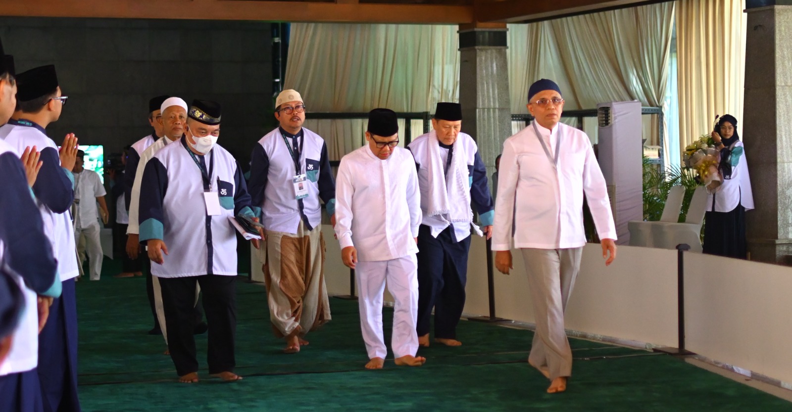 Menko Gus Muhaimin diapit Mayjen TNI (Purn) Musa Bangun (paling kiri) dan Mantan Kakorlantas Polri Irjen Pol (Purn) Istiono | MMP | Foto | dok SQA
