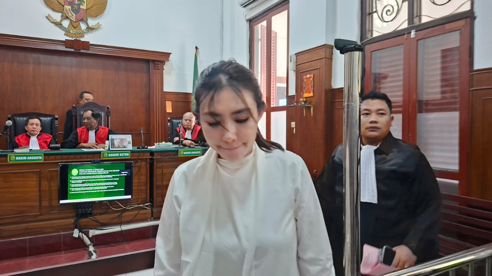 Dalam pertimbangan putusan, majelis hakim menilai terdapat niat jahat (mens rea) dari terdakwa Vinna Natalia, terutama karena mengingkari kesepakatan damai melalui mekanisme restorative justice yang sebelumnya dibuat di Polrestabes Surabaya | MMP | dok 